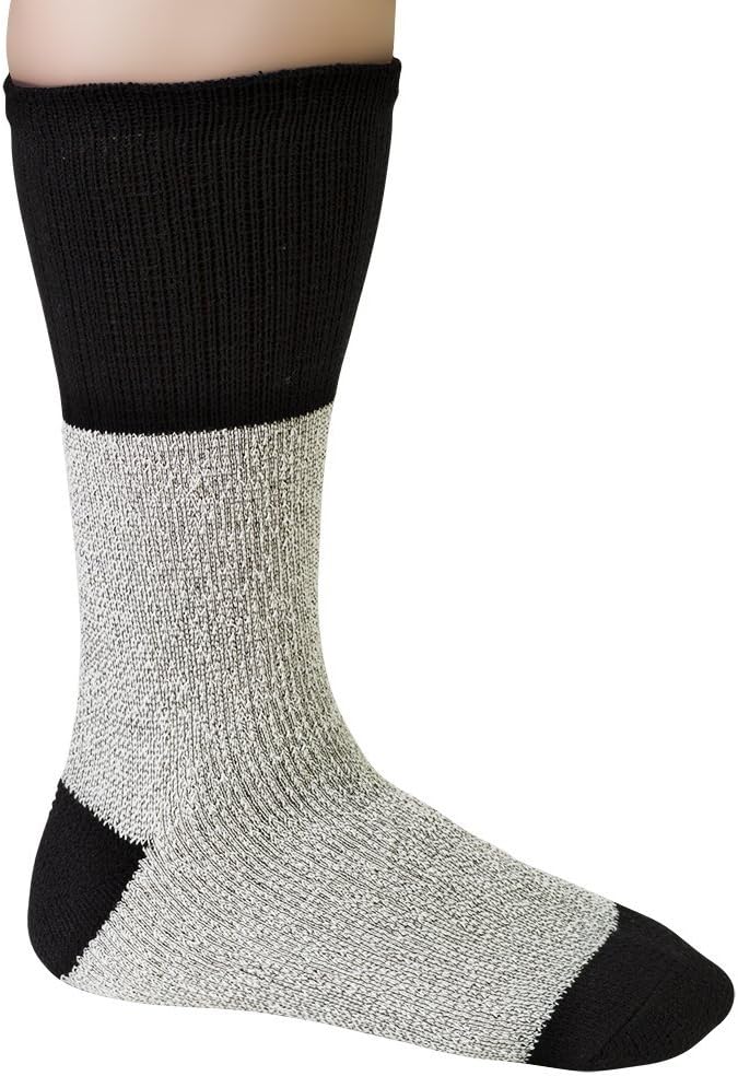 Debra Weitzner 12 Pair Thermal Winter Socks for Men & Women - Insulated Socks for Cold Weather & Warm Boots